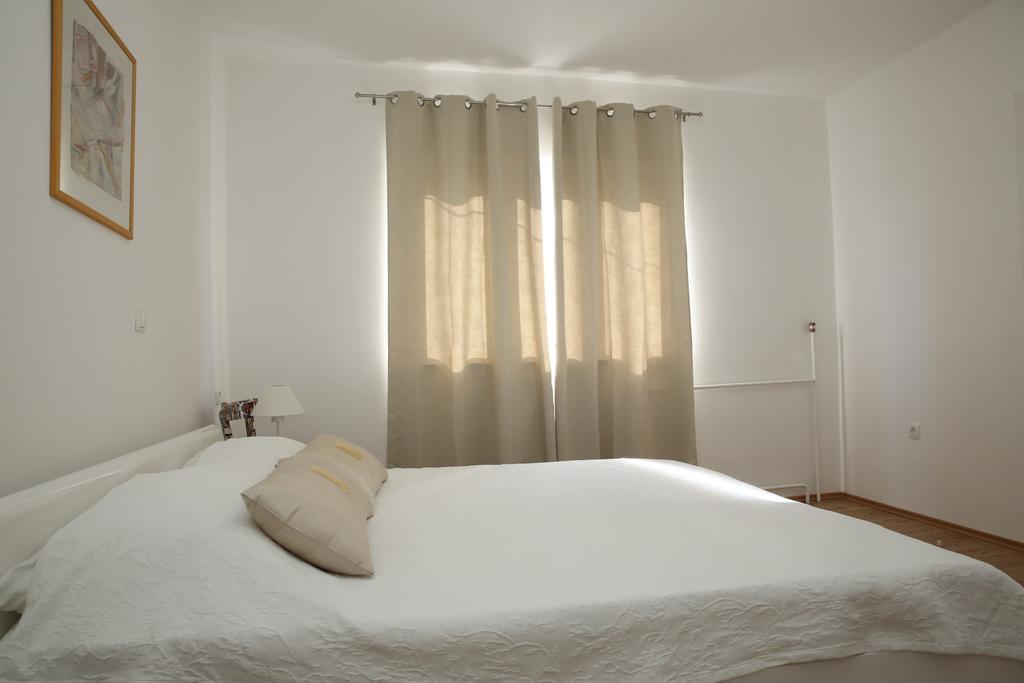 Apartment Udovicic Vodice Zimmer foto