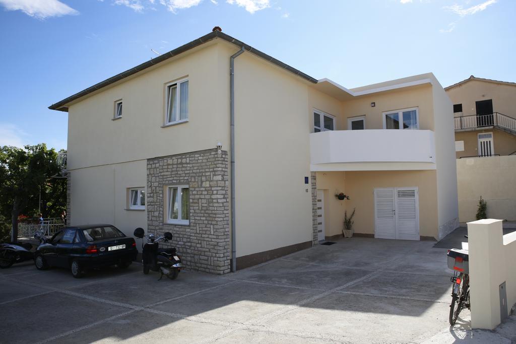 Apartment Udovicic Vodice Zimmer foto