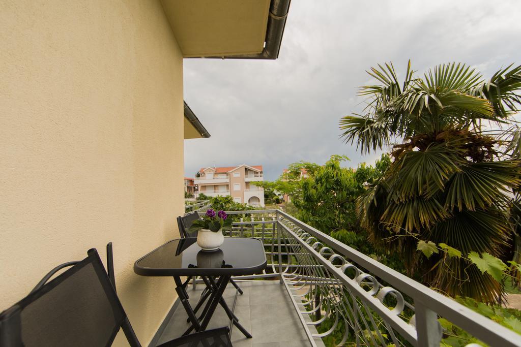 Apartment Udovicic Vodice Zimmer foto